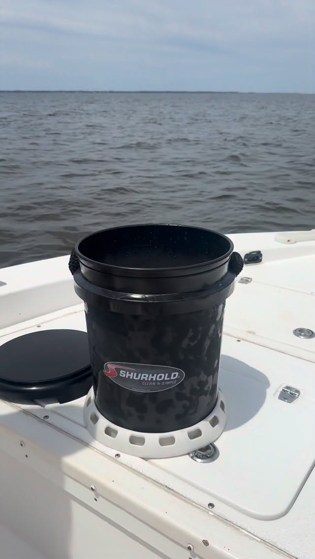 Every time. This thing is always pulling tricks on me.
#rabbitinahat #fishing #boats #boating