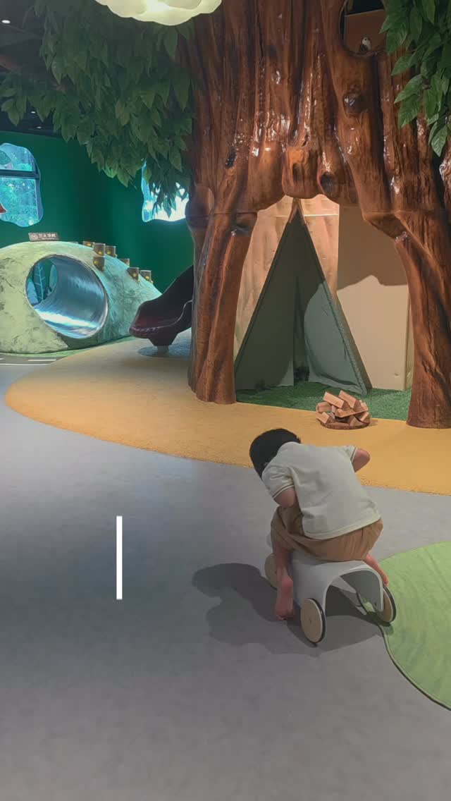 A child’s POV: What a day in school looks like 🌞
𝐁𝐨𝐨𝐤 𝐚 𝐩𝐫𝐢𝐯𝐚𝐭𝐞 𝐭𝐨𝐮𝐫 𝐭𝐨𝐝𝐚𝐲 𝐭𝐨 𝐟𝐢𝐧𝐝 𝐨𝐮𝐭 𝐦𝐨𝐫𝐞: link in bio | WhatsApp +65 8833 0358
#preschoolsg #earlychildhood #mindbodysoul #sgparents