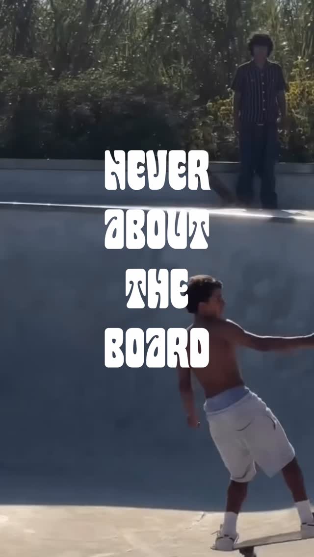 Never about the board
~
Always about the rider
~
Connecting to the board
~
Check rider dani._garcia.504 dancing with his @longisland.boards Somo 33” surfskate
~
Are you ready to connect with this board?~
~
Last piece >>> Dm to grab it ⚡️
#surfskate #longisland #somo #lastpiece