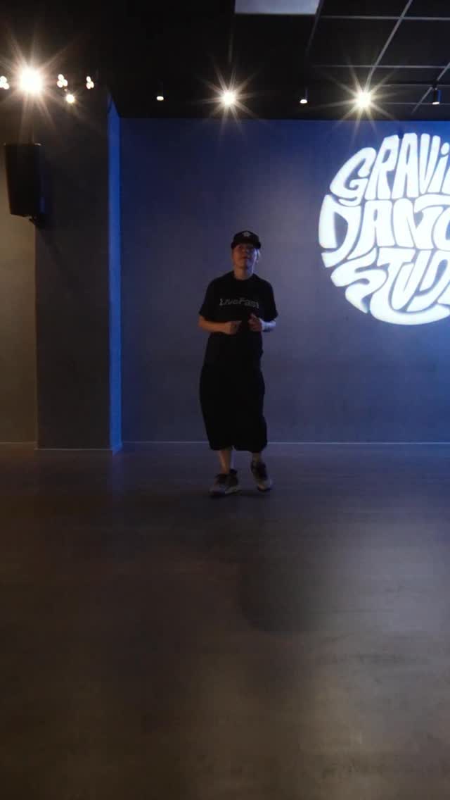 The energy in @sabmccarthy class is unmatched!🔥
Groups clips in link in our bio !
#dance #workshops #gravitydancestudio