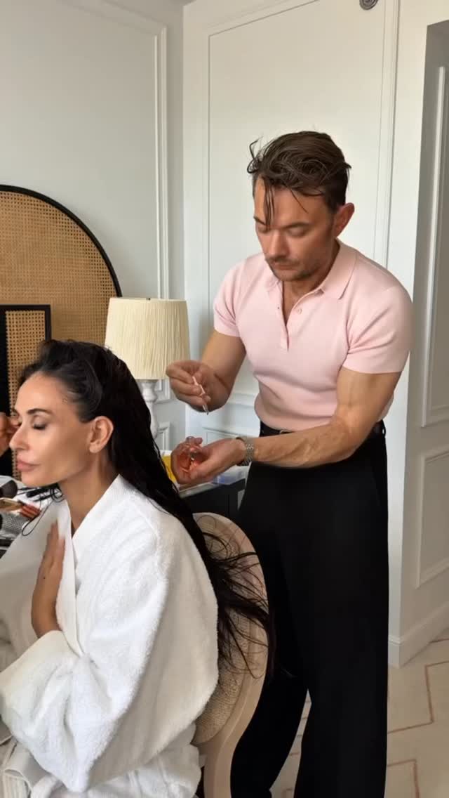 For the 79th Festival de Cannes, @kerastase_official Global Brand Ambassador @DemiMoore reveals luminous steamy glossy waves. ✨ #bellanellabeauty
To achieve this iconic glass hair look, @DimitrisHair used Gloss Absolu Glaze Drops to seal the style with unforgettable shine and timeless elegance.
#Kerastase #DemiMoore #Cannes2026 #FestivalDeCannes