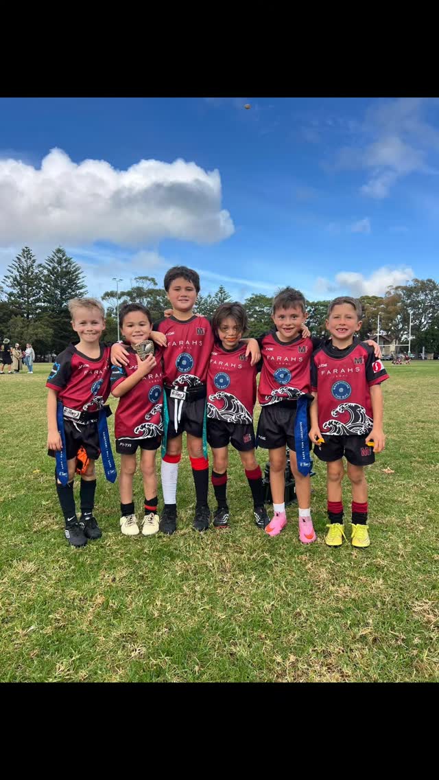 Great teamwork from both Maroubra U7s teams this morning! πͺπ₯
The defence was on fire, and we love seeing our little try-scoring machines cross the line.
Massive congratulations to our Players of the Week π₯³
π
Levai (Red) β€οΈ
π
Elliot (Black) π€
Thanks Coach Michael and Alex for your help today !
@randwickjunioracademy #sjruminis #rugbyfamily #littlechampions #saturdayrugby