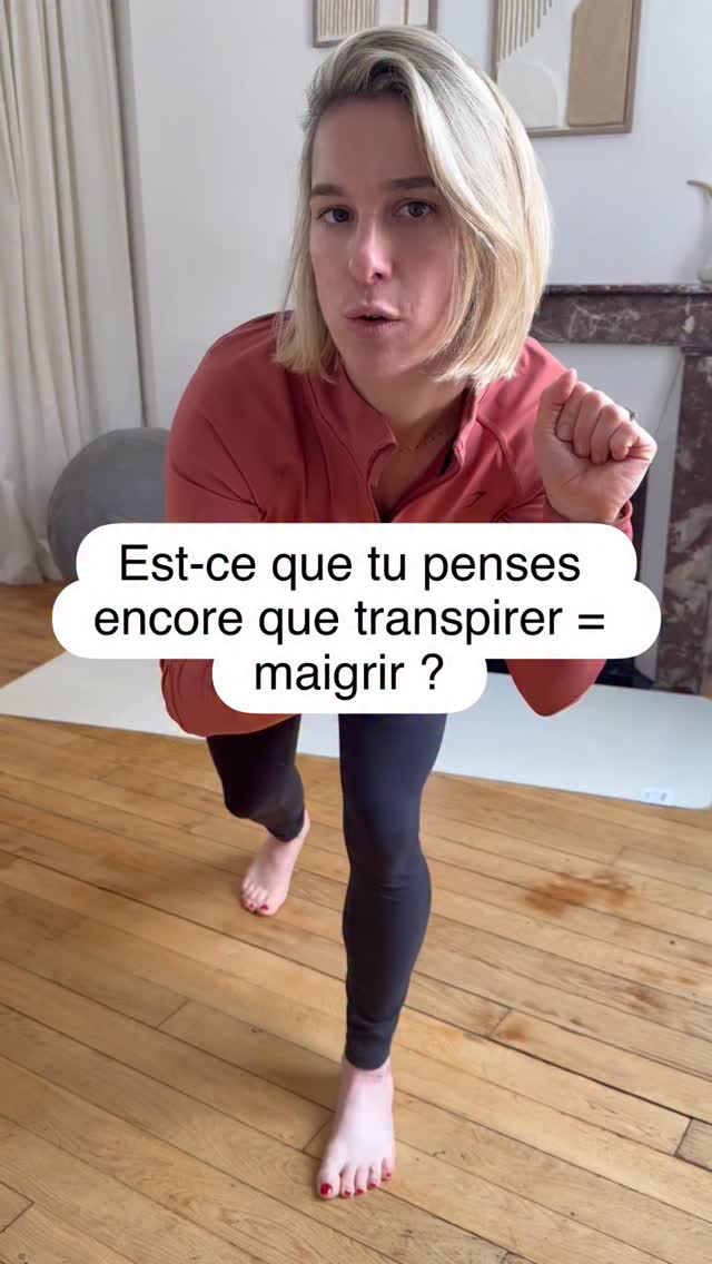 On adore cette sensation de t-shirt mouillé qui donne l’impression d’avoir tout donné. Mais attention : la sueur est un thermomètre, pas un brûleur de graisse ! 🌡️
Dans ce réel, je t’explique pourquoi tu peux transformer ton corps même sans finir en nage (spéciale dédicace au travail du transverse et à la mobilité !).
✨ L’essentiel : Ne juge pas ta séance à l’humidité de ton tapis, mais à ta régularité.
Dis-moi en commentaire « FORME » si tu veux découvrir mes cours et t’entraîner avec moi ! 💬