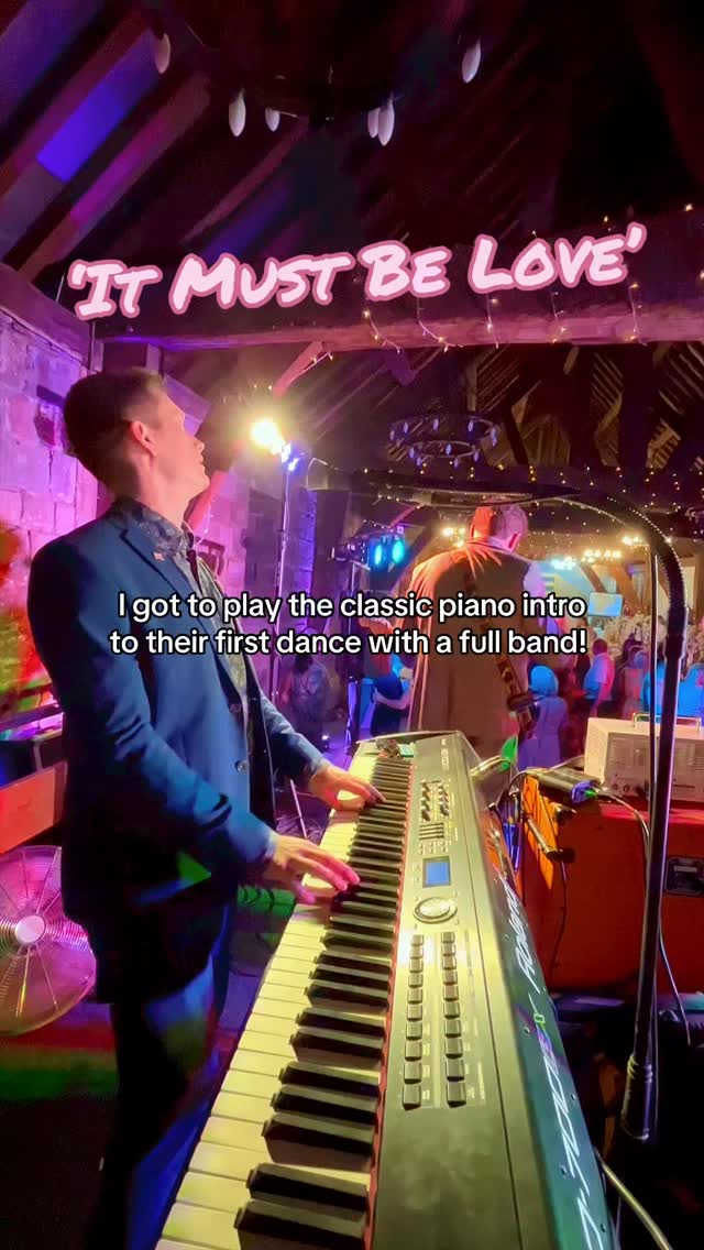 Reel refresh: A very super different wedding piano moment to share, as I got to play Madness’ classic love song with a full band! A perfect first dance tune followed by some crazy dancing & ska trains across the dancefloor! #weddinginspo #weddingmusic #weddings2026 #weddingvibes #itmustbelove