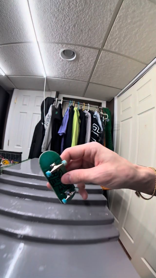 Quick line #fingerboarding #fingerboard #buckboards #fyp #fingerboardingisfun
