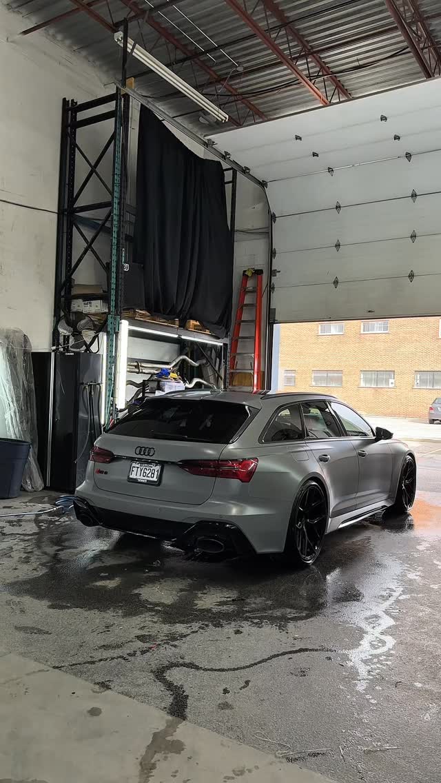 Audi RS6 in full Satin PPF.
Gloss kills the shape.
Satin brings out every line, every edge, every ounce of aggression.
Stealth look.
Full protection.
Ready to transform yours?
DM us.
@autoco.ca | @xpozecanada
📸 @awc_.clips
#audirs6 #satinppf #paintprotectionfilm #audisport #wraplife