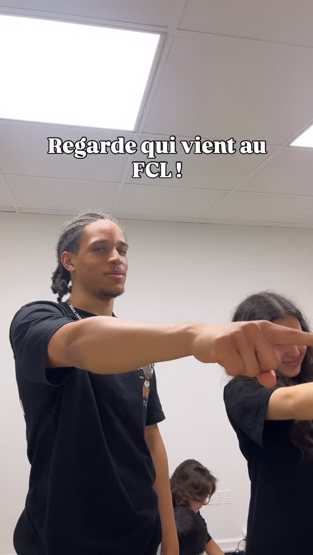 Câest toi qui viens au FCL đ„âš
Le 23 mai, on tâattend au Théùtre du Blanc-Mesnil pour un moment unique đ
PrĂ©pare-toi, parce que ça va ĂȘtre du lourd⊠et tu fais partie de lâhistoire đ€
On se retrouve trĂšs bientĂŽt
#chant #jeunestalents #iflc #danse #culturesetlangues