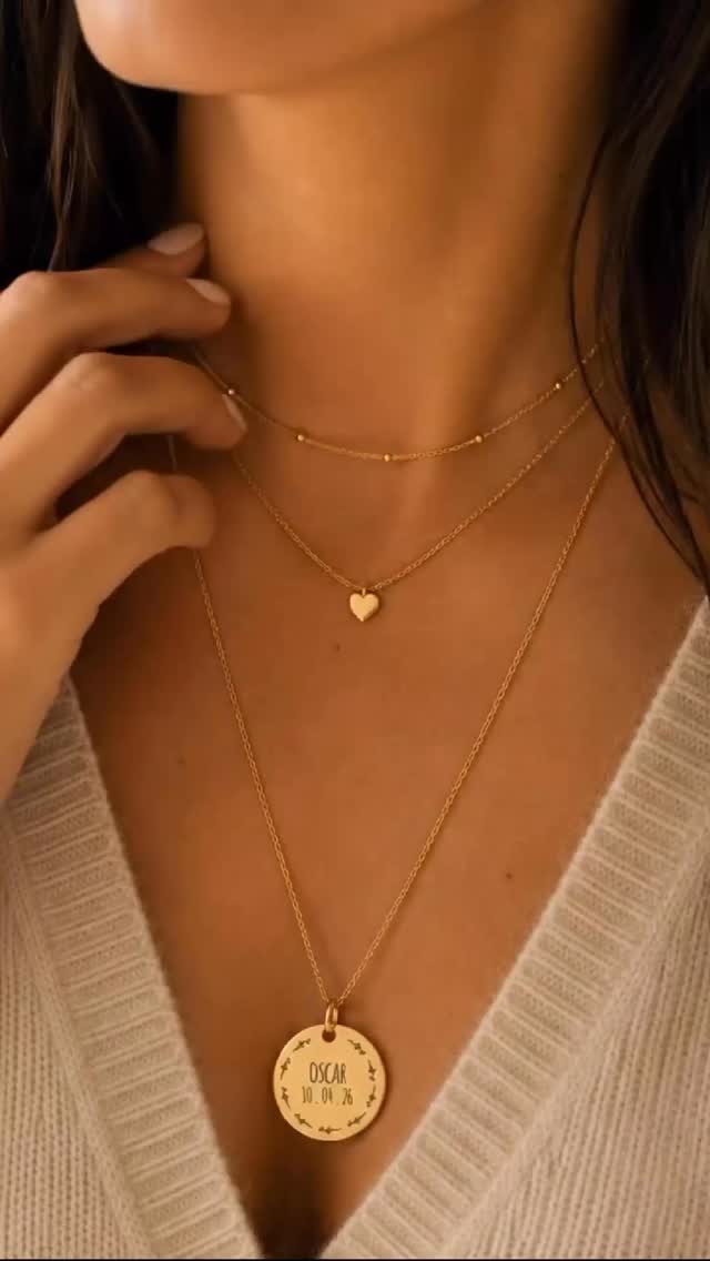 Le dimanche 31 mai, offrait plus qu’un cadeau : un souvenir à garder pour toujours ✨
Des créations pensées pour faire plaisir, émouvoir et rester dans le temps...
Découvrez toutes nos idées cadeaux sur luzetnina.com
#fetedesmères #maman #cadeaufetedesgrandsmeres #cadeaupersonnalisé #luzetnina