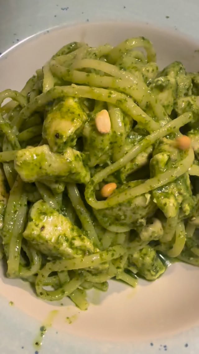 Our pesto is homemade — and you can notice it immediately by its colour. 🌿✨
Fresh, vibrant, and full of real flavour.
But the real difference is something you taste when you try this pasta.
Every ingredient is carefully prepared to create a pasta that is light, aromatic, and full of authenticity.
Because freshly made pesto has a different flavour.
A different texture.
A completely different experience.
It is the kind of food you recognise from the very first bite.
Come and experience the difference of a truly fresh homemade pesto pasta.#italianfood #bedford #bedfordfoodie #marciositalianrestaurant #bedfordfood