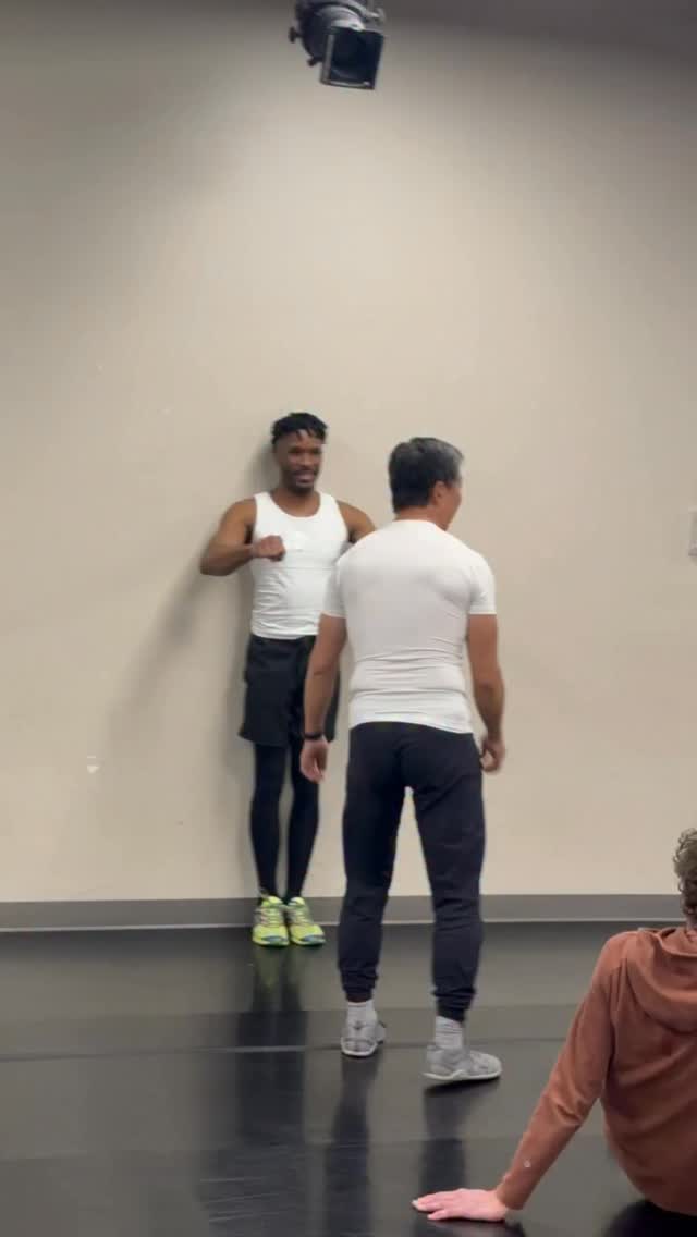 Stability 🤝power, mobility, and control #themaledanceconnection #maledancer #dance #fitnessmotivation #balletdancer