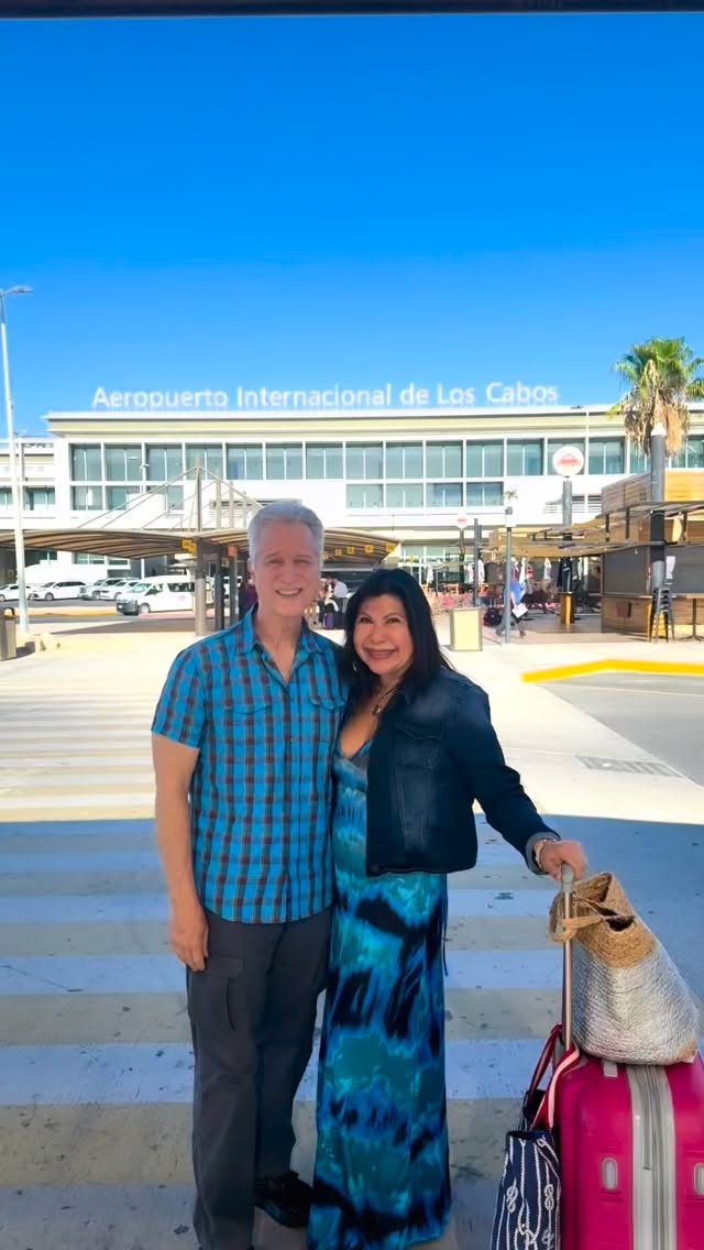 Another beautiful Cabo escape comes to an end ✨
So grateful for the sunshine, the ocean air, and the moments that become lifelong memories 🏝️ Until next time, Cabo 💙
#passionistachic
@williamschweitzermd
•
@villalavalencia
•
•
•
•
#cabo #vacationvibes #over50style #travelholic
