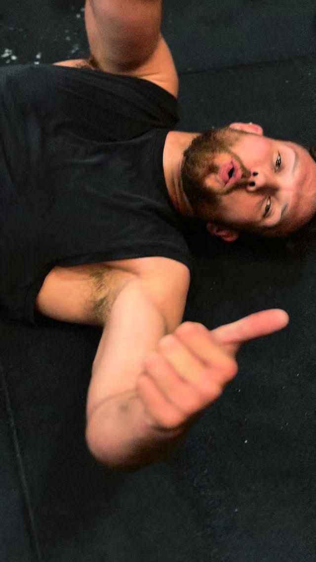 Plans changed. Vibes the same 🙌
Big old two hour Super Saturday 🫠 we have fun don’t we!
•
•
•
Athletes built at @crossfitdeviant
#hardwork #intensity #machines #family #teamD