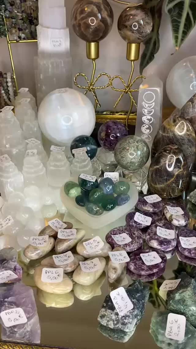 REPLAY : COLLECTION LUNE 🌙🌱🙌🏼
À vos captures d’écran 🤳