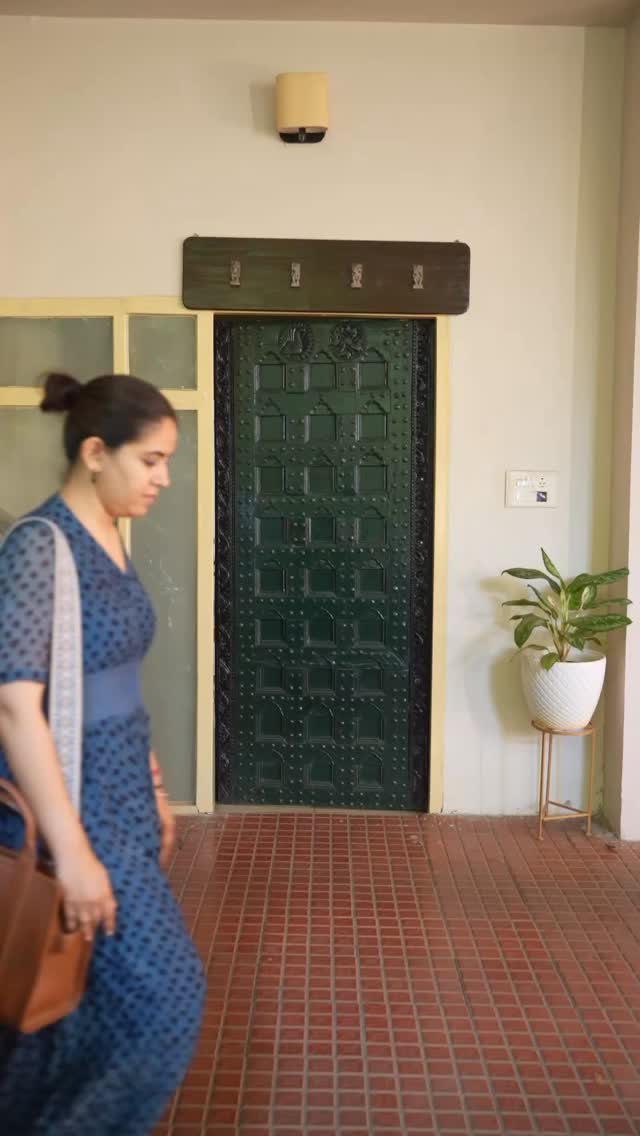 Meet the founder of Atrangibykritika.
#AtrangibyKritika #FounderStory #WomenInBusiness #StatementJewellery #LuxuryJewellery
IndianJewelleryBrand JewelleryLover FashionReels ViralReels BehindTheBrand JewelleryAddict StyleStatement HandpickedLuxury MadeWithLove
Bhubaneswar