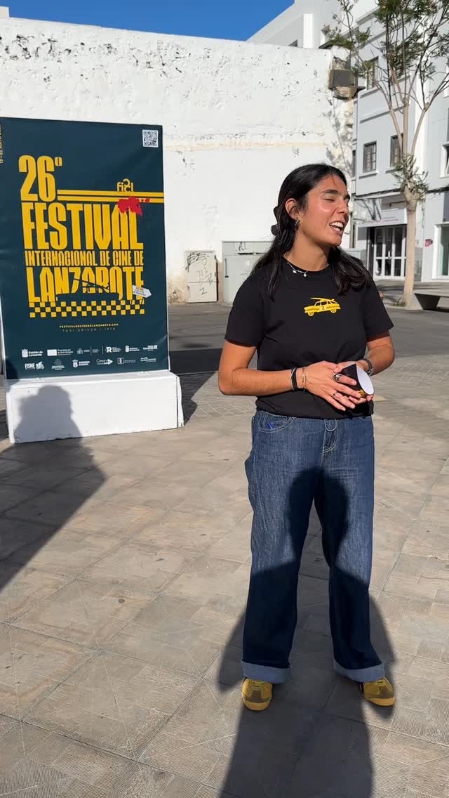 Hoy tocó premiar el talento, la creatividad y el cine convertido en arte con la entrega de premios del V Certamen de Murales de Cine del festival 👏🏼✨
Estas han sido las obras premiadas en las distintas categorías:
🏆 Categoría General
Premio para Adrián Gamarra Gutiérrez por “Tiburón”
🏆 Categoría Juvenil
Premio para Mara Quintana “Interstellar”
🏆 Categoría Primaria
Premio para Annabella Mora Moraggio por “Walt Disney”
Gracias a todas las personas participantes por llenar de color, creatividad y muchísimo cine cada rincón del festival 🎬✨
Pueden ver todas las obras participantes en la Plaza del Almacén durante toda la semana 🎨
Con la colaboración de @wortencanarias ❤️
@arrecifecultura @ayuntamientodearrecife @lanzarotefilm @cabildodelanzarote @canaryislandsfilm @culturalanzarote @cact_lanzarote @minturgob @islascanariasoficial @icdcultural @planderecuperacion
Financiado por la Unión Europea - NexGenerationEU
#FestivalInternacionalDeCineDeLanzarote #CertamenMurales #MuralesDeCine #FICL26 #Lanzarote