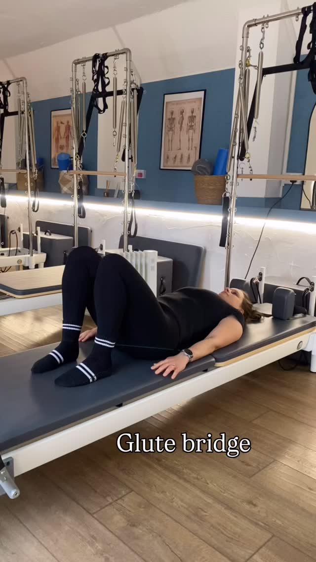 Suffering with hips flexor pain?
Give these 3 exercises a go!
#pilates #reformer #reformerpi̇lates
