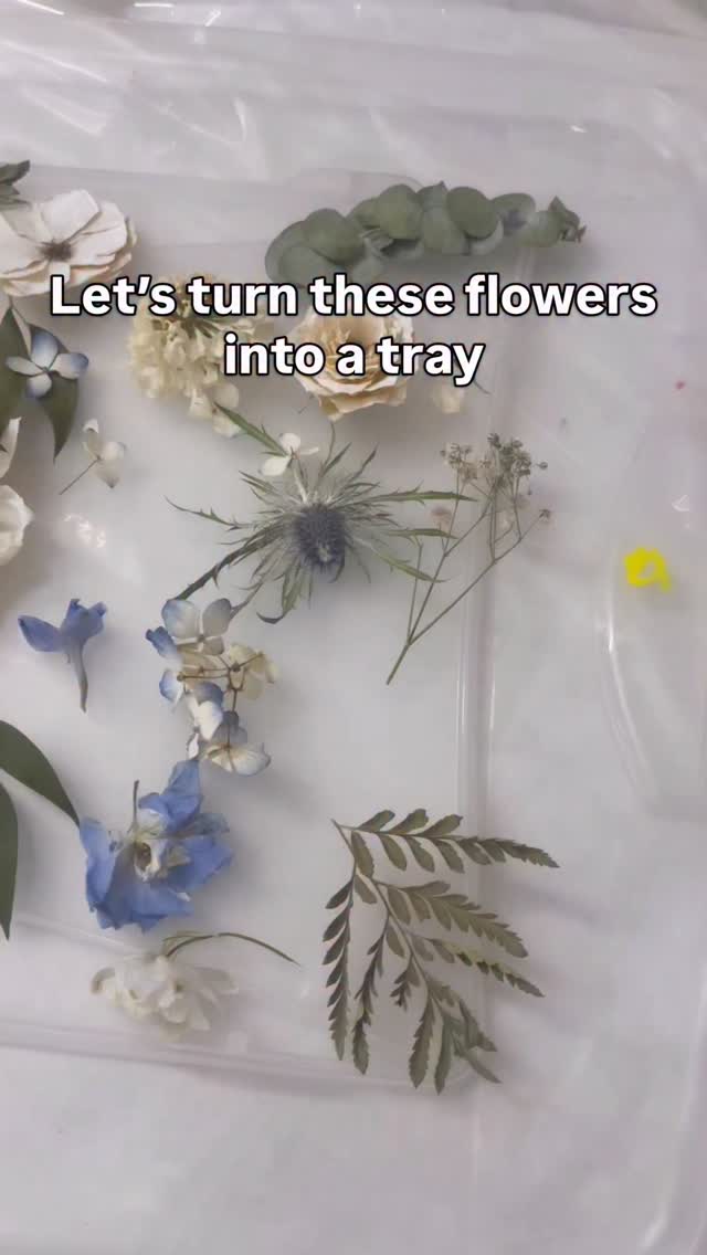 Let’s turn these flowers into a tray! Featuring: 11x14” tray made with your wedding flowers !
Florist: @homegrown_blooms_
Resin: @superclearepoxy liquid glass. Use the link in linktree bio and code ‘Pranal5’ for additional discount. The coupon can be stacked on current discounts they are running.
.
.
.
.
.
#bouquetpreservation #flowerpreservation #flowers #resin #keepsake