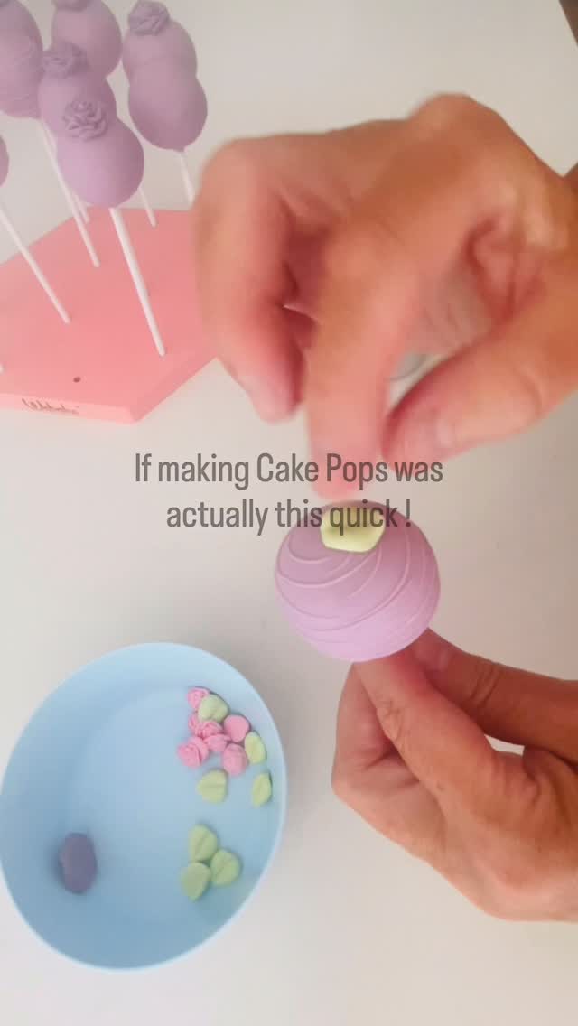 If only making Cake Pops was as quick as this reel makes it look ✨🌸🎀
Baking, dipping, detailing, wrapping, tying ribbons… definitely worth it 🤍 -x-
#cakepops #cakepop #cakes #cakedecorating #birthdaycake
