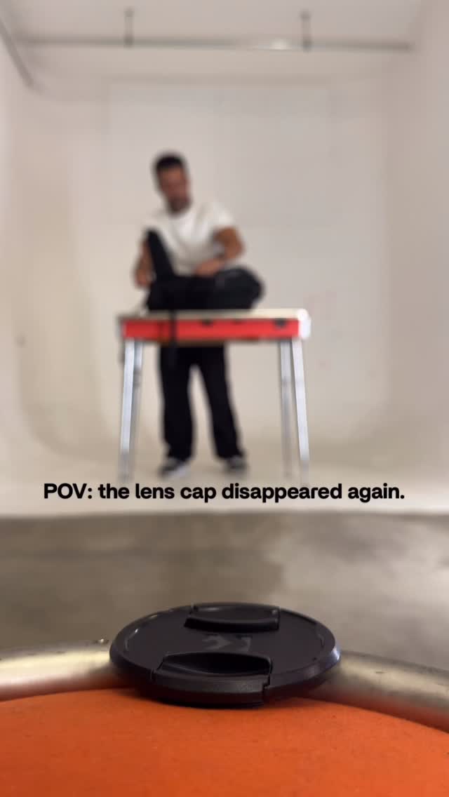 POV: the lens cap disappeared again.
#filmmaker #photographers #behindthescene #fotografo