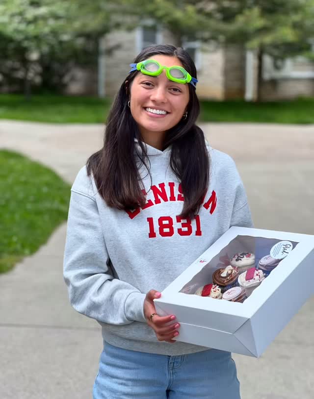 Still getting back to normal after a jam packed week last week!🤗🎉 Birthdays, grad parties, & Senior Send-Off activities. What a great week! #meganscupcakes614 #granvilleohio