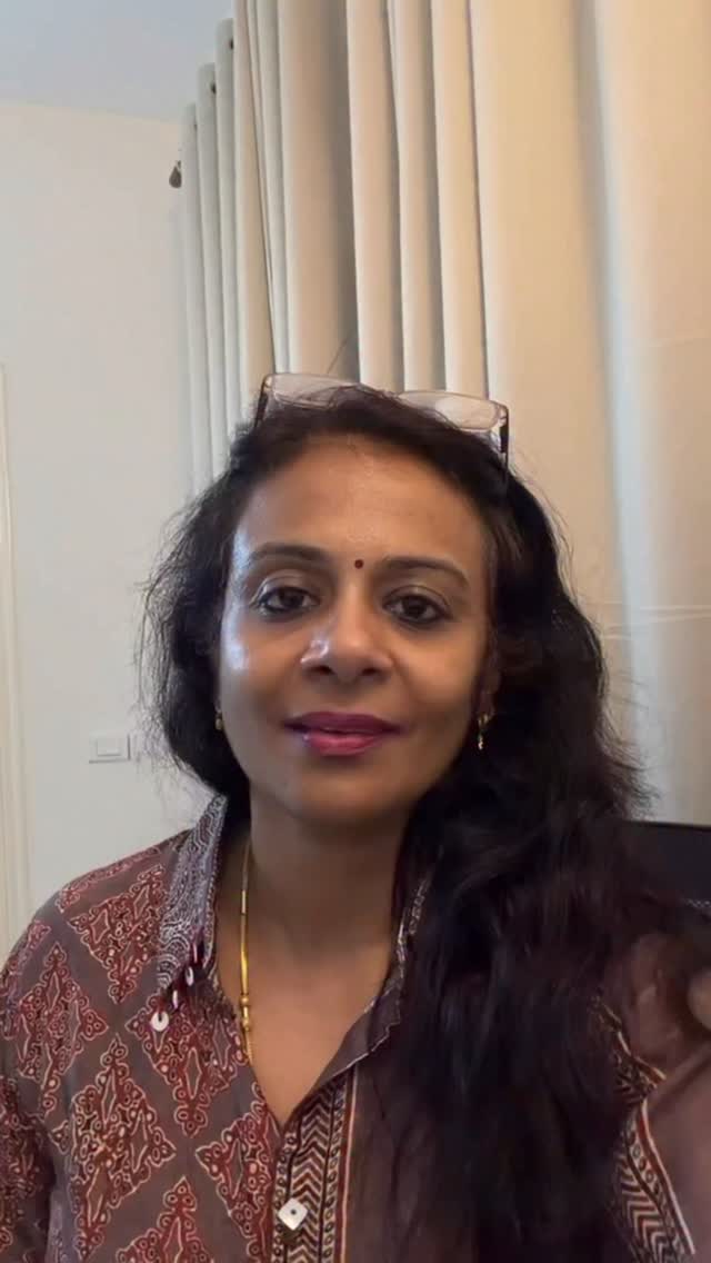 Menopause brain fog is more common than people talk about.
If you are forgetting things, losing focus, struggling to find words, or feeling mentally exhausted… you are not alone. ❤️
Your body is going through hormonal changes that can affect memory, concentration, sleep, and mood. It does not mean you are lazy, incapable, or “losing yourself.”
Give yourself grace during this phase. Support, awareness, and the right lifestyle changes can make a huge difference.
Menopause is not something you have to silently struggle through.