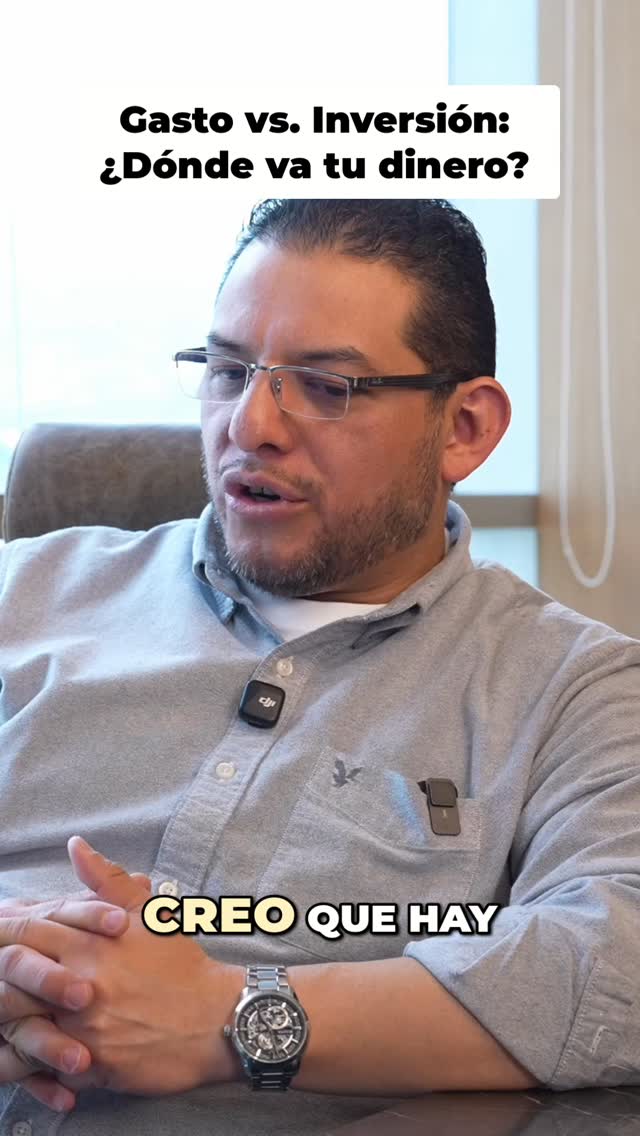 En este episodio de Paladares y Relatos 🎙️, Adán Rivera comparte la realidad detrás de operar y hacer crecer un negocio gastronómico dentro de Grupo Carolo 🍽️📊.
Una conversación sobre resiliencia, estrategia y el aprendizaje que existe detrás de cada reto 💭✨
🎧 Escucha el episodio completo en:
👉 YouTube 📹
👉 Spotify 🎵
👉 Apple Podcasts 🍎
#PaladaresYRelatos #AdanRivera #GrupoCarolo #Gastrosophia #PodcastGastronomico #IndustriaRestaurantera