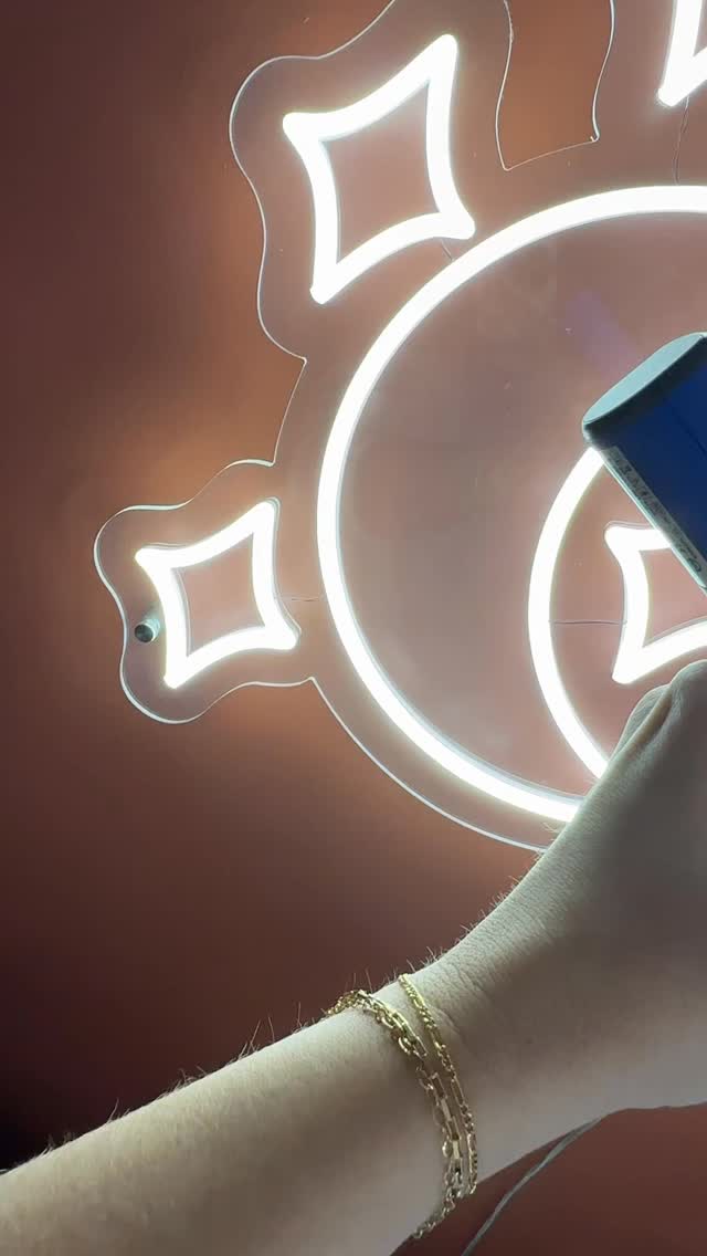 Something to take the edge off… some call it therapy, we call it SkinPen 💉
🩷 Refer a friend & you BOTH get $50 off a SkinPen session
🩷 Buy a package of 3 & receive a $100 rebate card
A little collagen stimulation and suddenly life feels better😌🌙
Link in bio to book! #SkinPen #Microneedling #GlowingSkin #SelfCareEra