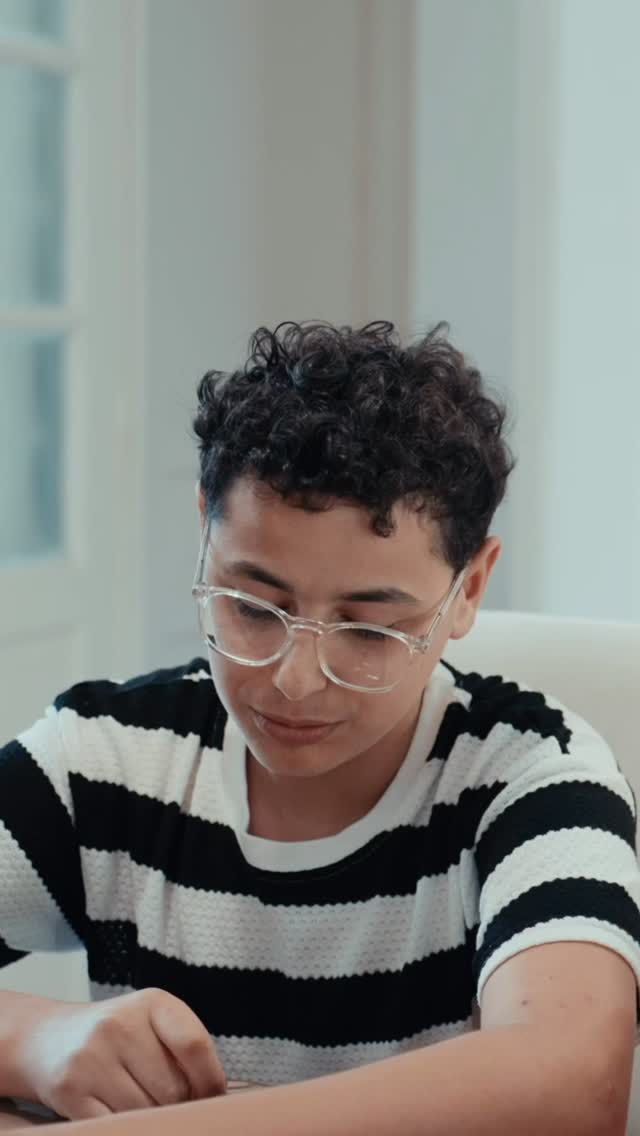 Une aventure extraordinaire à découvrir du 2 au 12 juin dans 20 villes en France et Belgique.
« La Cordée, du quartier à l’Europe », un film de @massimo_vrc et @juuray 😍
Lien de la billetterie en bio
#tousenselle