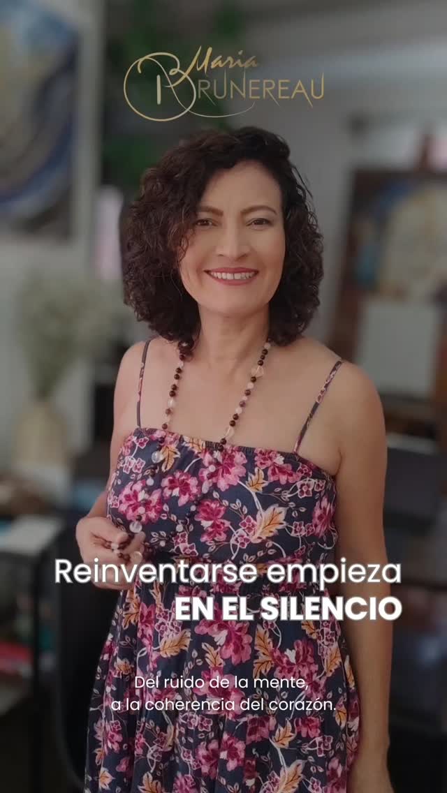 ¿Cuándo fue la última vez que te detuviste lo suficiente para escucharte? 🤍
El cerebro tiene una capacidad extraordinaria de reinventarse. Pero necesita silencio para hacerlo. ✨
Eso es lo que trabajo con los cuencos del Himalaya — crear ese espacio interno desde donde todo puede cambiar. 🎶
🪷 Sígueme y descubre cómo el sonido y la neurociencia pueden transformar tu forma de descansar, pensar y vivir.
#CuencosDelHimalaya #Neuroplasticidad #CienciaYEspiritualidad #MariaBrunereau #Queretaro
