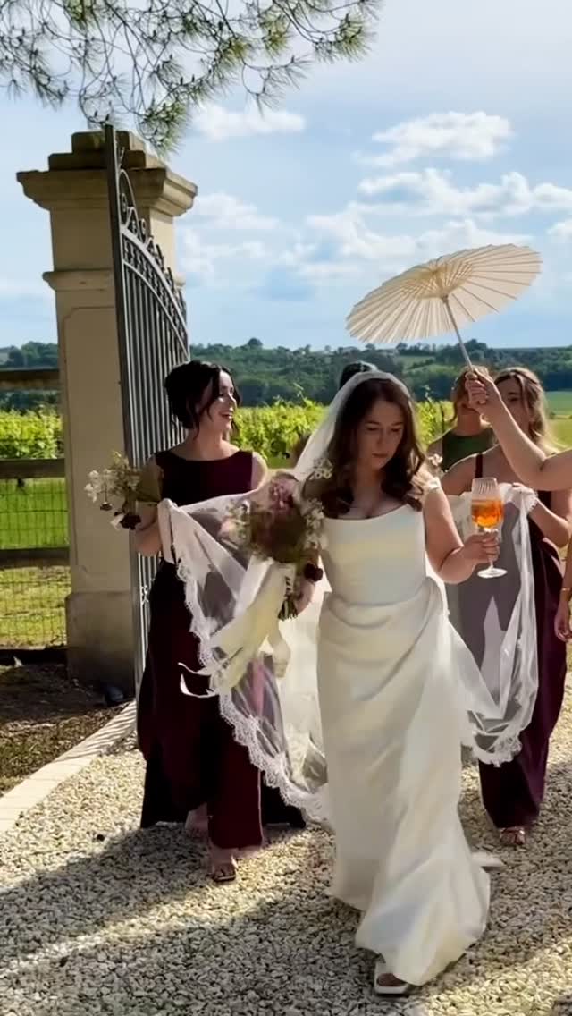 We just love filming you with your besties - new memories made by you captured by us 💛
Filming for Memories 💛
Venue @paradisdesvignes
Planner @steph_fge
Celebrant @lisalistercelebrant
Photographer @lagantweddings.
Flowers @mrs_whiterose.
Music @funkyfreshfrance.
Makeup and hair @unafarrellmua
@olinka_hairart