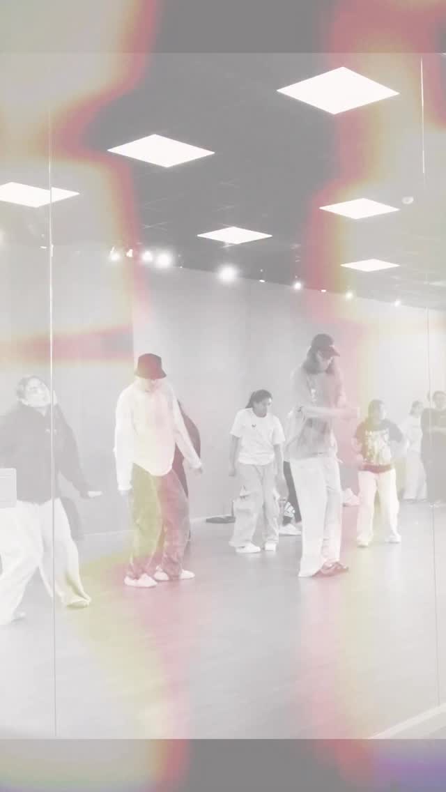 Most dancers don’t need more choreography.
They need:
• structure
• repetition
• feedback
• time to actually improve
After the first edition of UPLIFT, 17 dancers have already joined the next cohort.
Here’s what some of them had to say after the final session.
UPLIFT Intensive starts June 1.
3 spots remaining.
DM “UPLIFT” or use the link in bio.
#dance #training #movementfoundations #gravitydancestudio