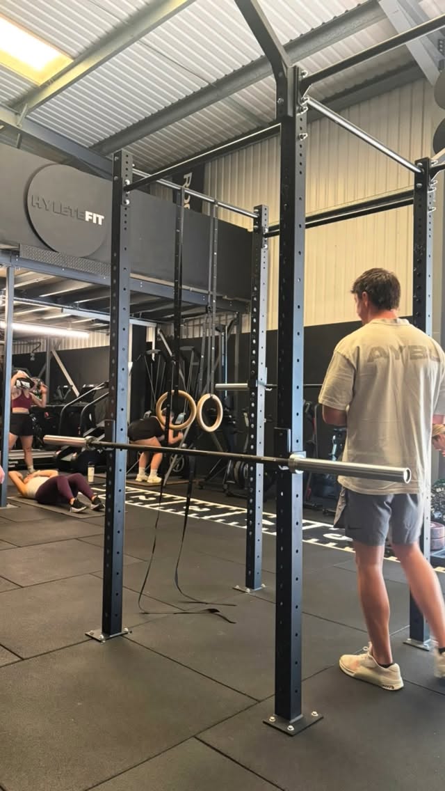 Saturday Sweat Club was definitely sweaty today!
Smashing it as always, what a weekend 🙌
If you’ve never come along, just try it. Become the team 🤙
#swaffham #swaffhamgym #saturdaysweatsesh #hybridtraining #hyletefit