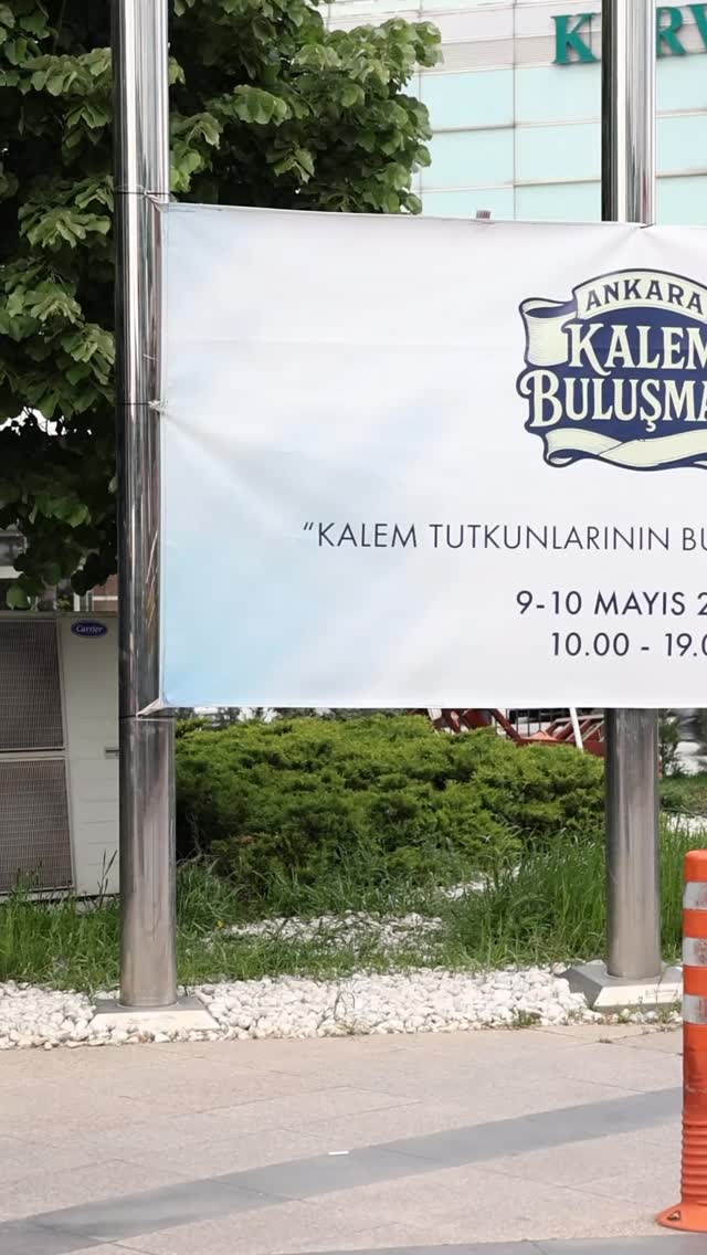9-10 Mayıs tarihlerinde Mövenpick Otel’de gerçekleşen 2. Ankara Kalem Buluşması’nı muhteşem bir atmosferde geride bıraktık. Bizleri yalnız bırakmayan, bu tutkuya ortak olan ve etkinliğimize katılan tüm ziyaretçimize yürekten teşekkür ederiz!
#ankarakalembuluşması