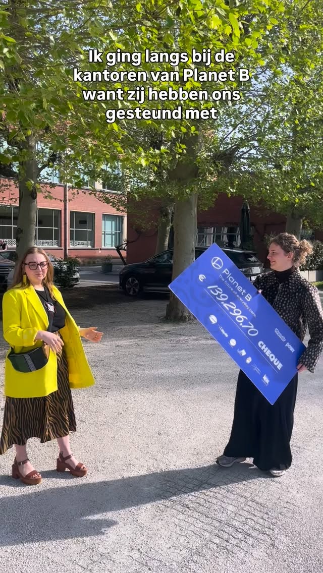 Dankzij @planetb.care zal het hier heel proper zijn in ons centrum! We kregen een mooi pakket met producten van @wondr.care, Brauzz en Klaaar 🤍
Een mooie donatie dat ons een heel eind vooruit helpt!
