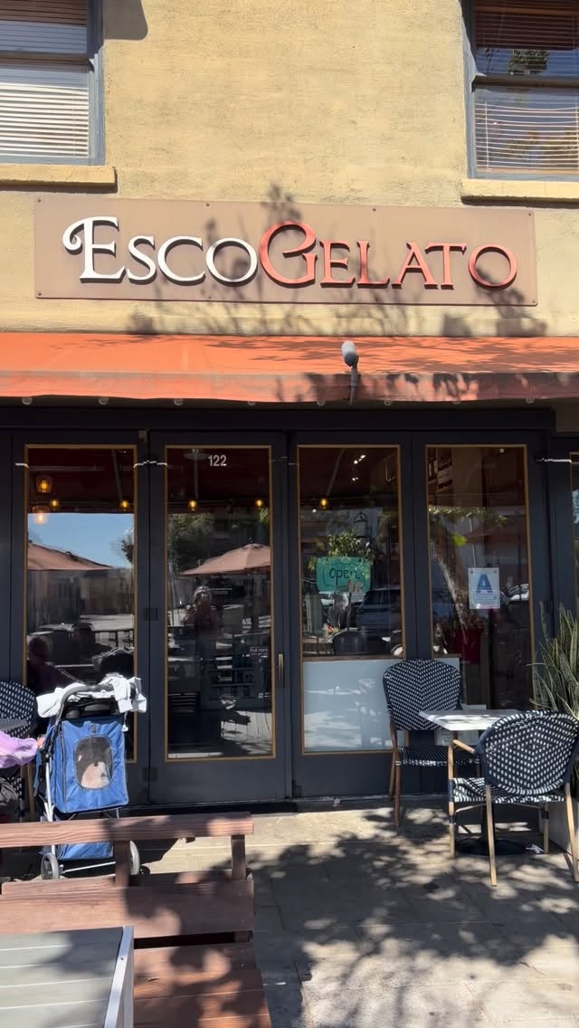 Sweet tooth activated 🍦😍
Tucked away on Calmia Street, Esco Gelato is making their gelato in-house with some seriously fun flavors (yes… cereal milk 👀).
One of those spots you’ll wish you found sooner.