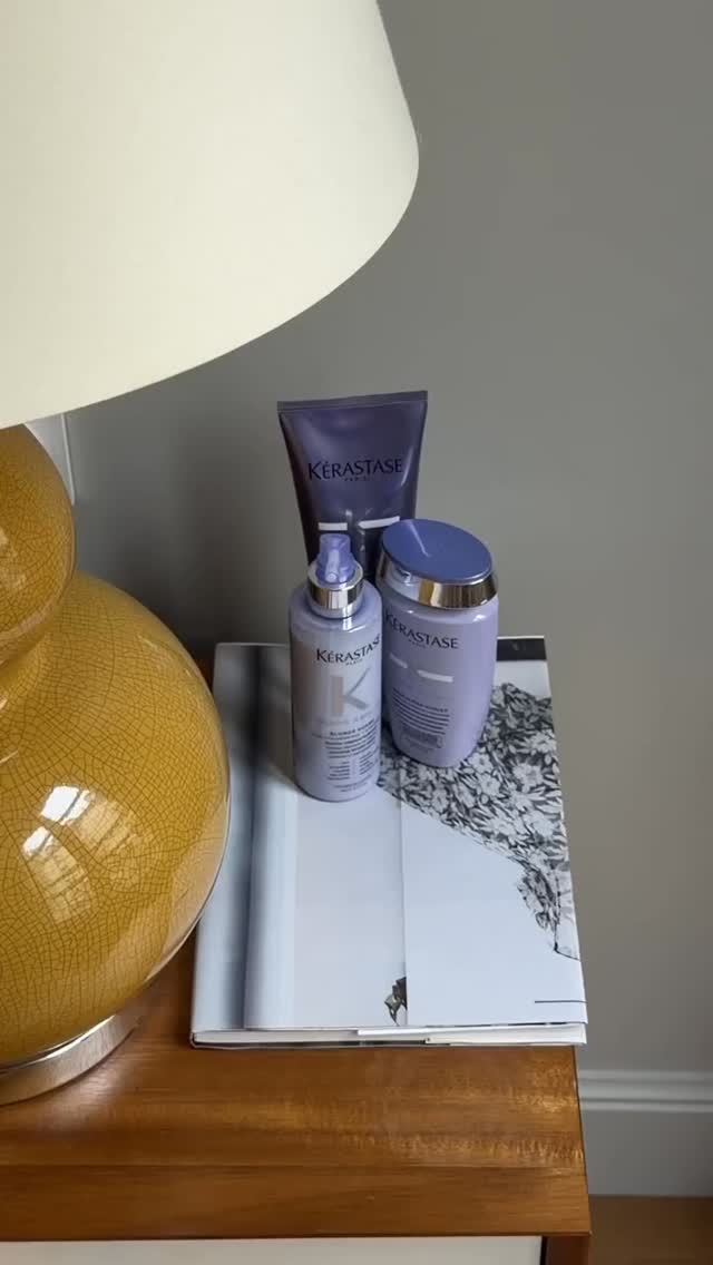 Your ultimate ally to style blonde hair with absolute protection. ✨ #bellanellabeauty
Meet Blond Absolu Blonde Guard, the high-performance wonder shield that blocks 99% of aggressors. Engineered to provide heat protection up to 230°C, it protects the fiber against UV damage, chlorine, salt water, and dehydration.
The essential step to ensure your blonde stays hydrated and incomparably shiny.
#Kerastase #BlondAbsolu #HeatProtection #BlondeHair