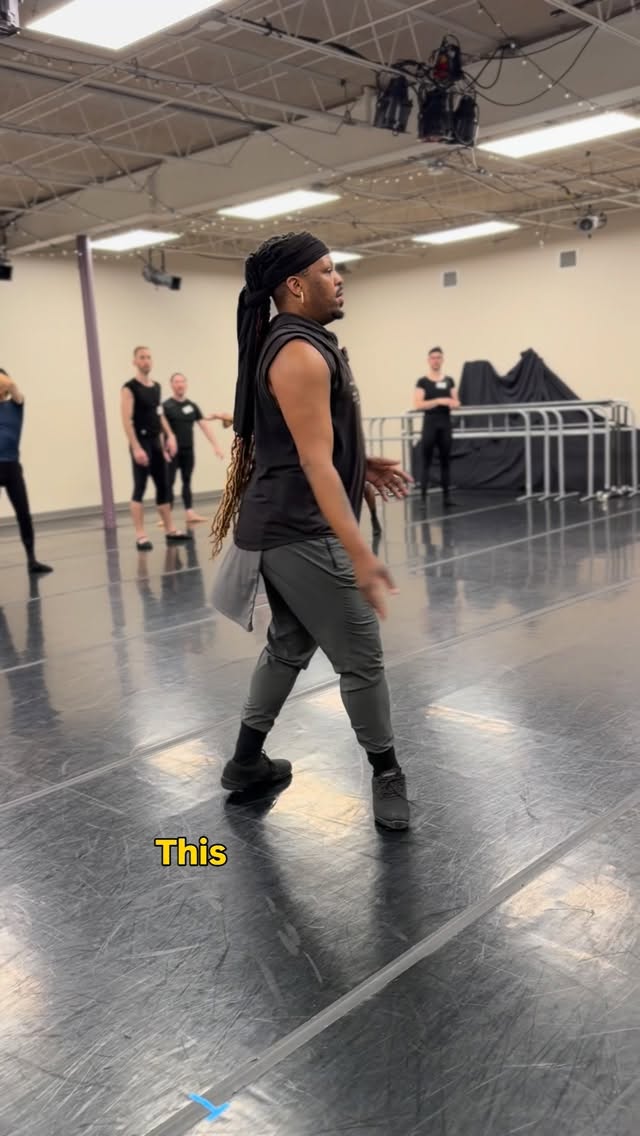 Working with Martez Mckinzy on movement in Contemporary Class 💪
Versatility matters. TMDC Adult Intensive. 🔥
@__idance_
#themaledanceconnection #maledancer #contemporarydance #adultdancer #balletdancer