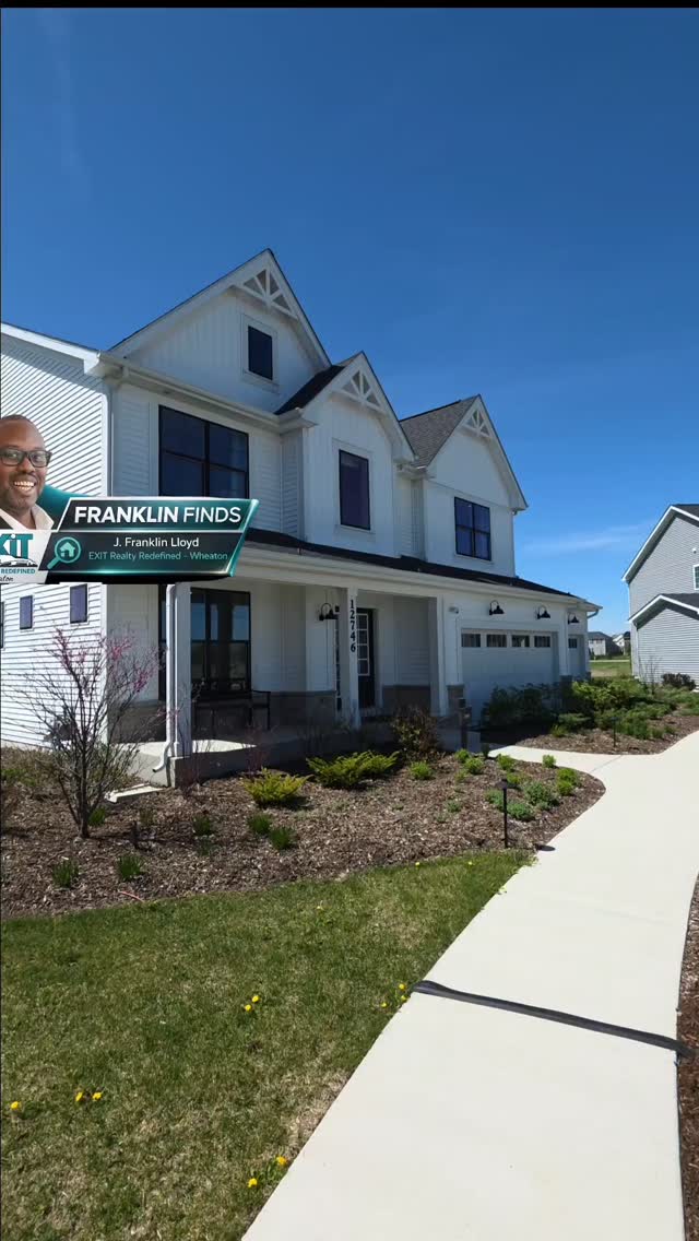 š” New construction in Plainfield, Illinois!
The Dunbar model at Riverstone offers:
⨠3ā4 bedrooms
⨠Up to 2,656 sq ft
⨠Full basement
⨠2ā3 car garage
⨠Open-concept layout
Plainfield continues growing fast, and builders are bringing larger floor plans that many buyers can't find elsewhere in the western suburbs.
Would you pay $563K for this home?
š Tell me below: New construction or existing home?
#PlainfieldIL #PlainfieldRealEstate #ChicagoSuburbs #IllinoisRealEstate #NewConstruction
