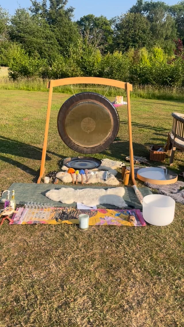 Summer Sound Spa season is here 🌼☀️🌸
Come and join us outside in the heart of the Chilterns this midsummer from a magical yurt to a secret meadow. Here’s what’s coming up:
🌹Midsummer Shamanic Sound Journey with Rose
Thu 18 Jun | @whiteleafyurt @oxmoorfarm (Nr. Great Missenden)
LAST 2 SPOTS
🌻Summer Solstice Family Sound Spa
Sat 20 Jun , 16:30 – 17:30 | Secret Meadow - Nr. Chalfont St Peter @chalfontscaptured
☀️Summer Solstice Sound Spa
Sat 20 Jun, 19:00 – 20:30 | Secret Meadow - Nr. Chalfont St Peter @chalfontscaptured
🌸Rewild Sound Spa
Tue 07 Jul , 19:30 – 21:00 | Secret Meadow - Nr. Chalfont St Peter @chalfontscaptured
For full event details and to book click link in bio ☀️🌼
See you there 😎
#amersham #soundhealing #thechilterns #buckinghamshire #gongbath