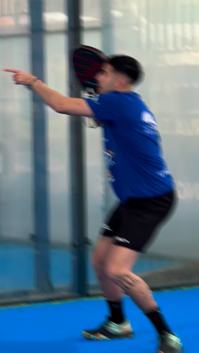 🎾🔥 “El pádel es compañerismo, aprendizaje y pasión en cada punto.”
Así vive y transmite Javi cada entrenamiento en Club de Pádel LaUnión 💙