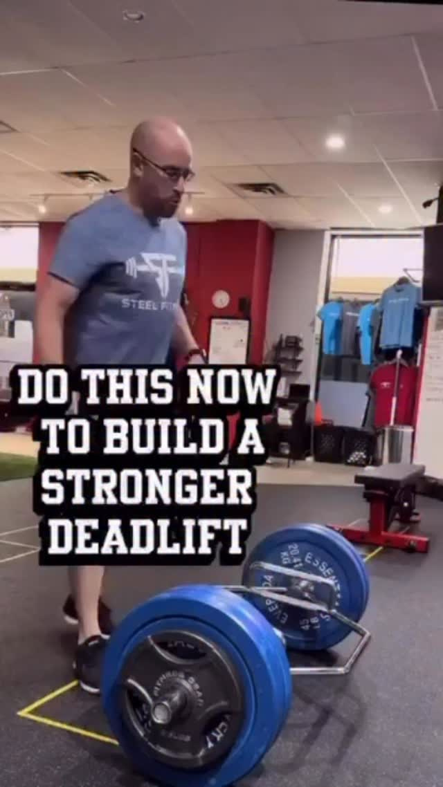 đ¨ Stop Yanking the Bar Like Youâre Starting a Lawn Mower đ¨
Before your first pull, thereâs a moment where the bar clicksâthatâs not just noise. Thatâs you taking the slack out of the bar and setting up for a smooth, powerful lift.
Hereâs why that click (and the tension behind it) is everything in a deadlift:
â ď¸ 1. It creates full-body tension.
Think of it like cocking a slingshotâyouâre loading your entire system before launch. No tension = no control = garbage lift.
đĄď¸ 2. It protects your spine.
Yanking a loose bar is like trying to tow a car with a bungee cord. You want stiffness from your lats to your glutes, not a surprise chiropractic visit.
đ 3. It leads to better bar path and power transfer.
By pulling the slack out, you own the start position. Youâre no longer reacting to the weightâyouâre dictating the movement.
đŻ Pro Tip: Listen for that little click. Thatâs your green light.
Now go lift like a pro, not a lawn crew.
đĽ #DeadliftTips #TakeTheSlackOut #SteelStrong #RidgefieldCTFitness #DeadliftLikeABoss NoYankZone