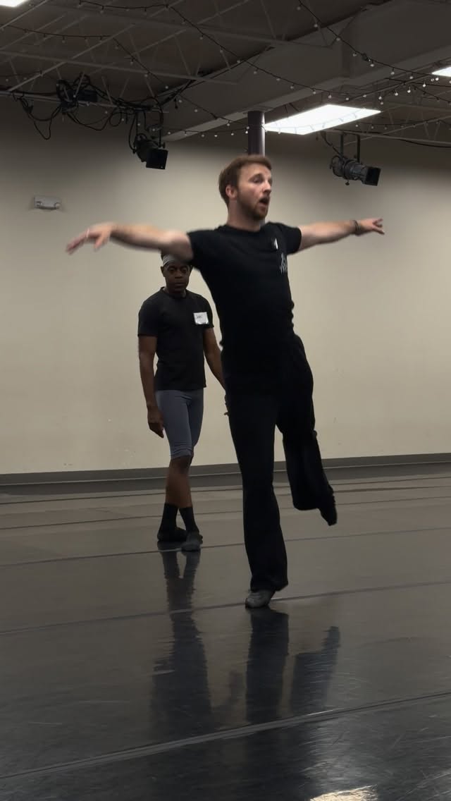 Day 1 of our Summer 2026 Adult Intensive 🔥
“Here you go. Just kidding. i’m putting it up there.”
- Artistic Director Bryce Lee 🙌😂
#themaledanceconnection #maledancer #balletdancer #ballettechnique #adultdancer