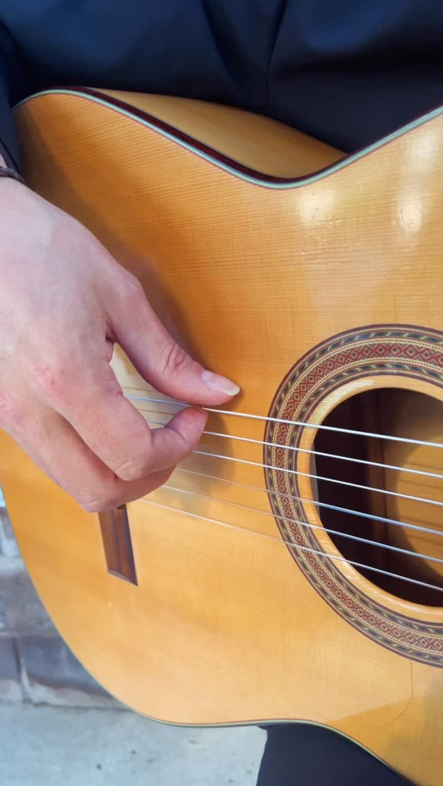 Guitarra flamenca en la inauguration de la temporada de la terraza La Mimosa 🍸 en @madridmarriott para @the_life_crew
#madrid❤️ #musicaenvivo #eventos #sowhatmusic