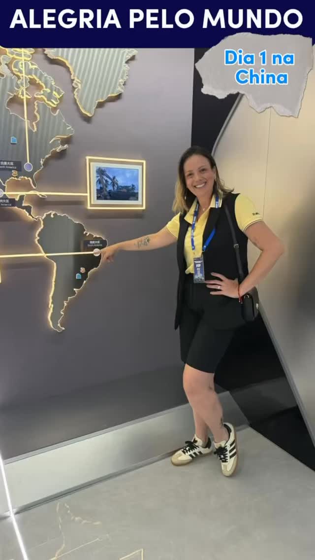 De Cuiabá a Xuzhou, na China: quase 45 horas de viagem com um propósito claro — conectar o Mato Grosso e o Brasil ao futuro da indústria de mineração global. 🇨🇳🇧🇷
Estou na China com uma dupla missão altamente estratégica: representando a Expominério e, acima de tudo, acompanhando de perto nossos clientes que integram esta comitiva de mato-grossenses convidados para o Festival Mundial da @xcmggroup.
Como advogada e consultora, estar presente no berço tecnológico de uma das maiores gigantes mundiais de maquinário pesado nos permite dar um suporte ainda mais robusto e conectado à realidade dos nossos parceiros, que já utilizam a linha amarela e as inovações em eletromobilidade (linha verde) em suas operações no Brasil.
Este convite reforça o peso institucional da Expominério e o protagonismo do setor mineral de Mato Grosso nas relações bilaterais com o mercado asiático. Mais do que ver grandes máquinas, estamos aqui estreitando laços, gerando negócios e trazendo inovação de ponta.
Acompanhem os próximos dias! Vou mostrar os bastidores dessa jornada de tecnologia e conexões globais. 🌍🚜✨
#Expominério #XCMG #MatoGrosso #DireitoMinerário #ConexãoBrasilChina