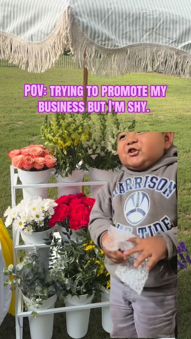Promoting my business one awkward post at a time 🫣😂 #SmallBusinessOwner #shybusinessowner #BloomBar #EventBusiness #SanAntonioEvents
