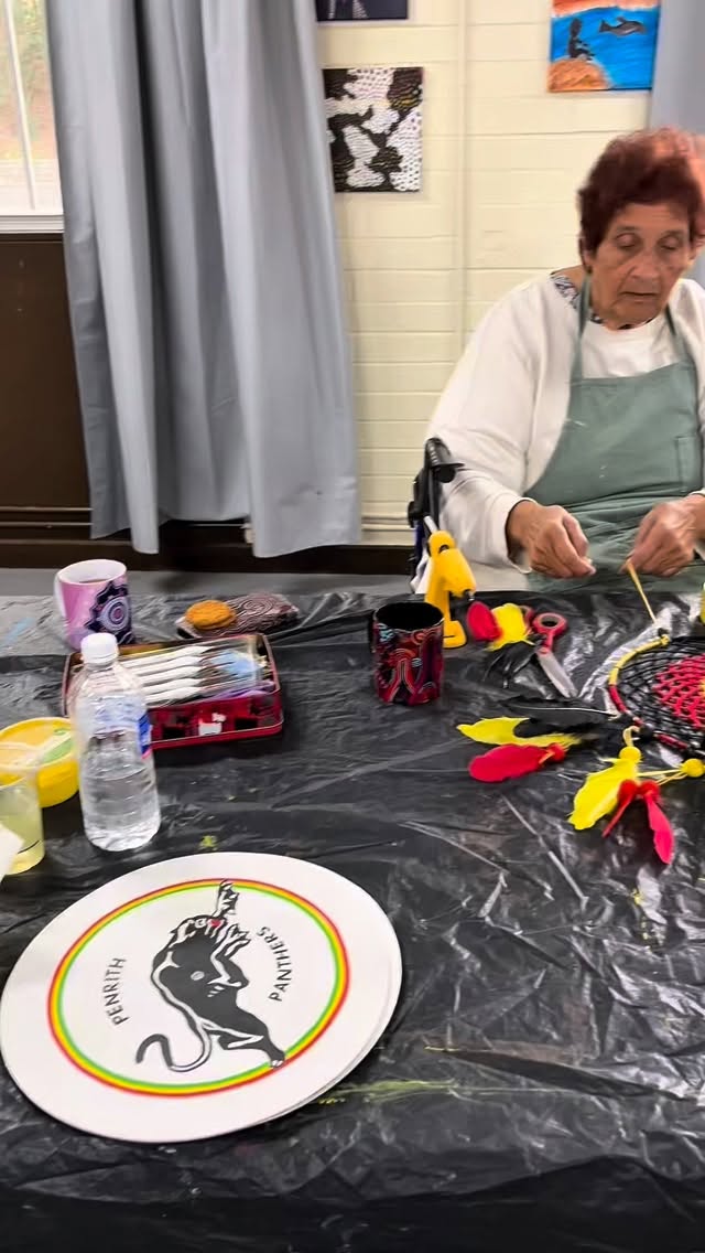 Bringing community, culture, and connection together with our art group designed for our CHSP program. This is more than art, it’s a space for yarning, laughter, and strengthening wellbeing through social engagement and reablement, supporting independence and active participation in community life.
Join us to stay connected, have fun, and celebrate culture together.