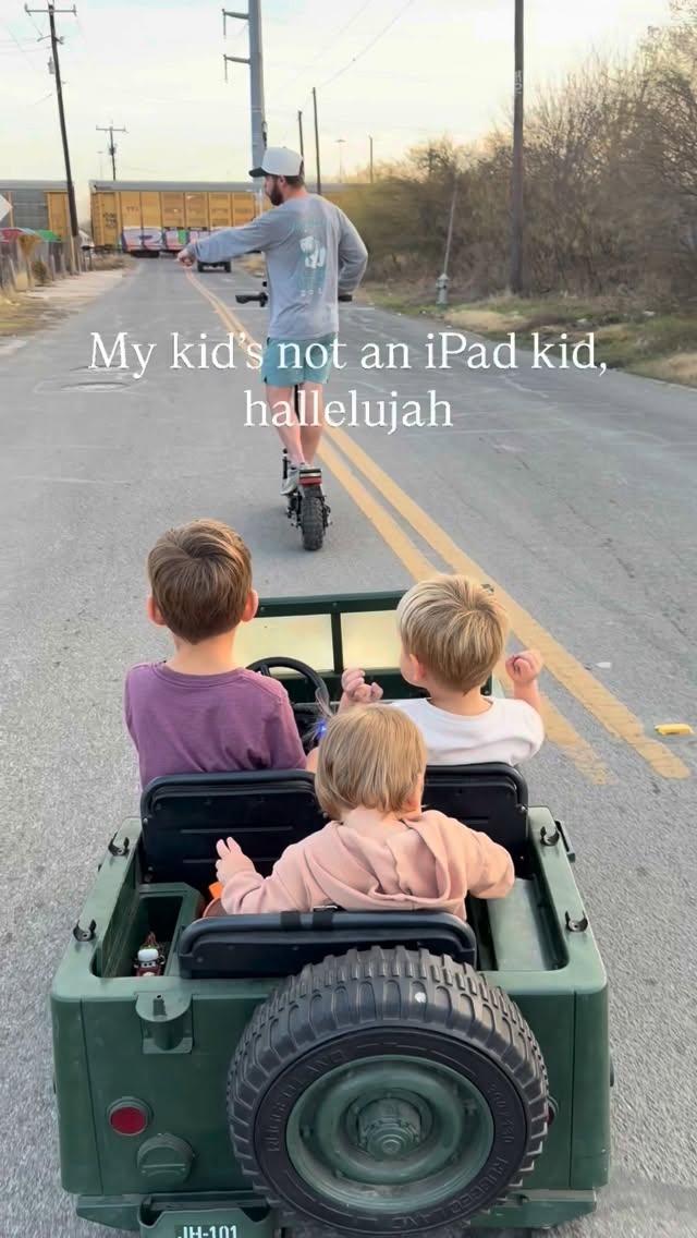 If it’s not a 90’s childhood kind of vibe, I don’t want it.
#childhood #motherhood #hallelujah #freerangekids #90schildhood