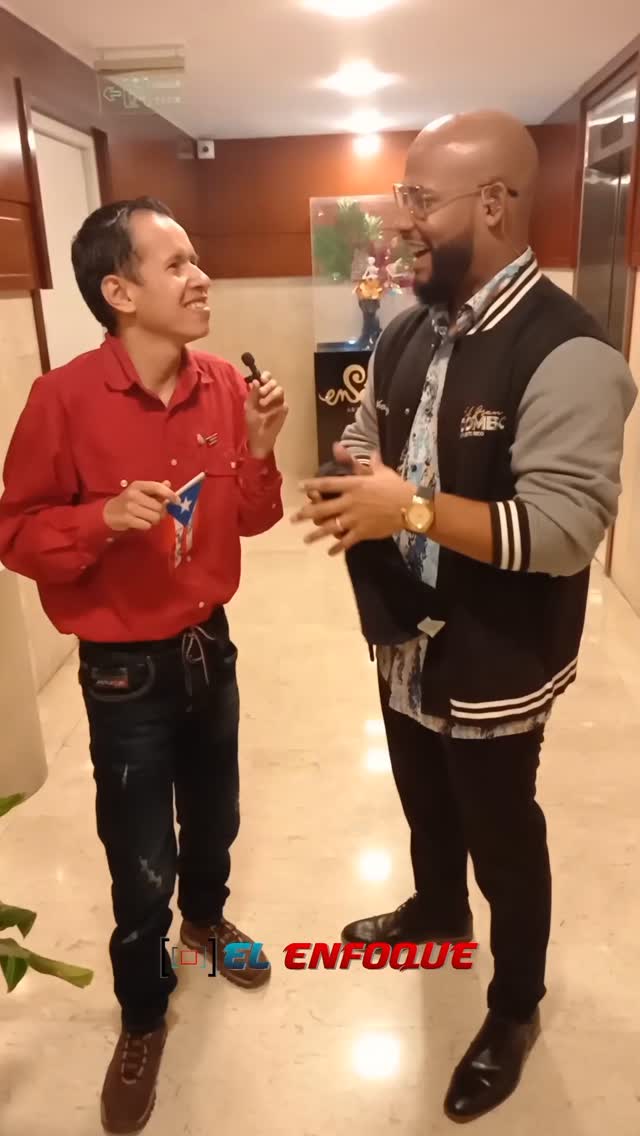 Cuando nos dicen que no podemos, es cuando más lo intentamos. Y LO LOGRAMOS. Con el gran Jerry y Anthony del Gran Combo de Puerto Rico 🤫 vayaaa
@elgrancombodepuertorico #elgrancombodepuertorico #puertorico🇵🇷 #bogotasalsera #salsabogotá