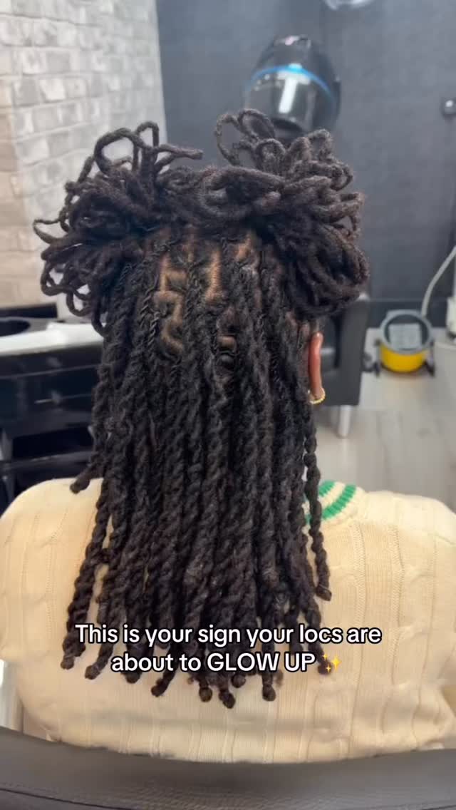 #locsarebeautiful #glowup #locjourney #q2locsparlour #locgoals