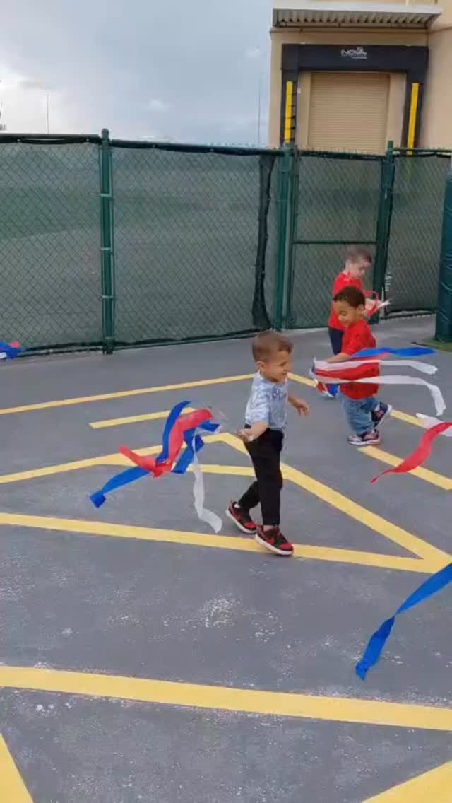 Honoring the brave heroes who gave everything for our freedom. 🇺🇸❤️
Today at ilnido Montessori Preschool, we remember the values of courage, kindness, gratitude, and community that inspire future generations every day.
Wishing all our families a safe and meaningful Memorial Day. 🌟
#MemorialDay #IlNidoMontessori #MontessoriEducation #Gratitude #Community FutureLeaders MiamiPreschool MontessoriLife